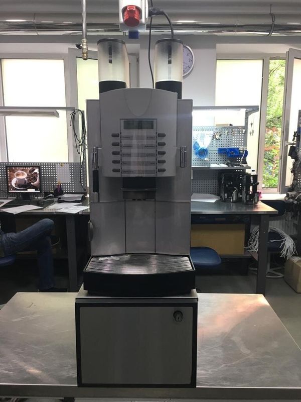 Картинка Кофейный аппарат (суперавтомат) Franke Spectra S + холодильник БУ